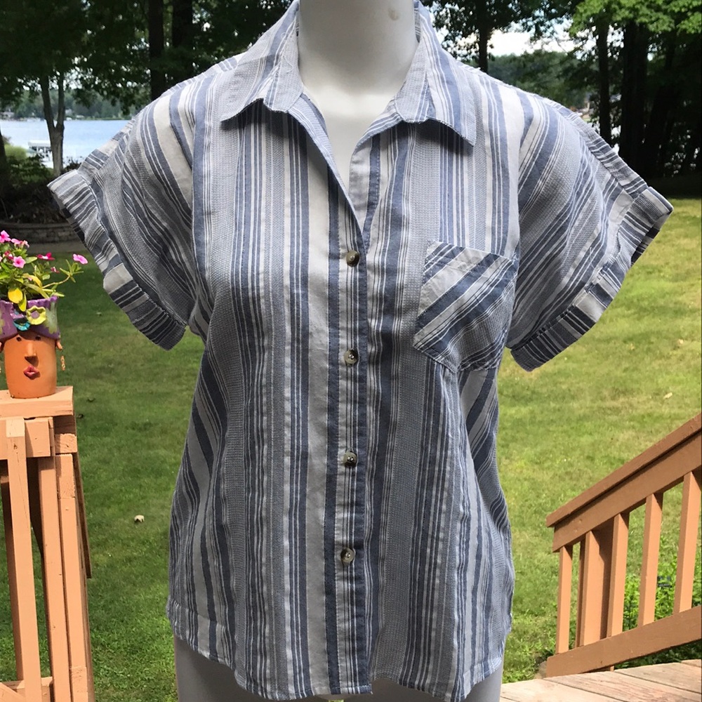 3/$25💜NWT cotton StyleHouse top